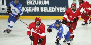 Erzurum'da Buz Hokeyi Heyecanı!