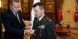Eski başyaverin evinde bulundu! Erdoğan'ın etrafındakileri fişlemiş