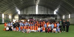Palandöken Futbol Okulu'nda Futbol Şenliği