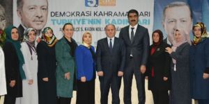 Emine Aras Yeniden Başkan