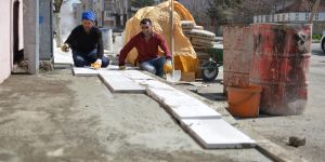 Yakutiye, yol ve kaldırım sezonunu erken açtı