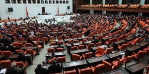AK Parti erken seçim için harekete geçti!