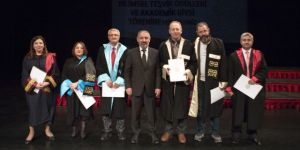 Atatürk Üniversitesi Bilimsel Teşvik Ödülleri ve Akademik Giysi Töreni Gerçekleşti