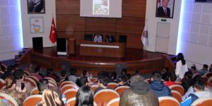 Altıparmak ve Nobre, Üniversite Öğrencileriyle Söyleşi Yaptı