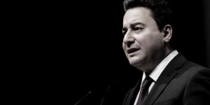 Ali Babacan geri mi dönüyor?