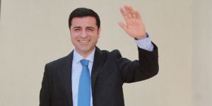 Selahattin Demirtaş'tan çok konuşulacak mesajlar