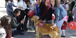 Erzurum'da Jandarmadan Çocuklara Anlamlı Jest