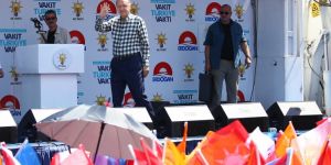Erdoğan konuşurken kalabalıklar alanı terk etti