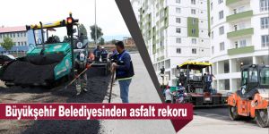 Yağmura rağmen asfalt rekoru