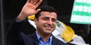 Demirtaş'ın Terör Örgütü Yöneticiliği Suçlamasıyla Yargılandığı Davada Tahliye Talebi Reddedildi!