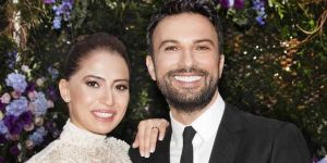 Tarkan kızı Liya ile hastane çıkışı fotoğrafını paylaştı