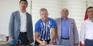 Büyükşehir Belediye Erzurumspor, Lennart Thy ile sözleşme imzaladı