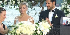 Oyuncu Özge Özder ile müzisyen Sinan Güleryüz evlendi