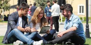Özel Üniversite öğrencileri Döviz kurunun sabitlenmesini istiyor