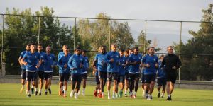 Altıparmak: “Hiçbir kulüpten çekinmiyoruz, kazanmak için sahaya çıkacağız”