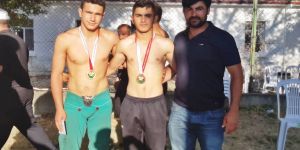 Palandöken Belediyesinin güreşçileri Türkiye Şampiyonasına damga vurdu