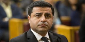 Selahattin Demirtaş ve Sırrı Süreyya Önder'e hapis cezası!