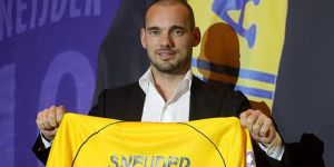 Wesley Sneijder trafik kazası geçirdi