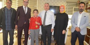 Hem pistte hem gönüllerde şampiyon