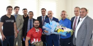 Erzurumspor Teknik Direktörü Özdilek’e hayırlı olsun ziyareti
