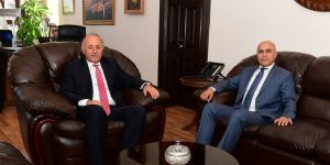 Vali Azizoğlu’ndan Başkan Korkut'a veda ziyareti