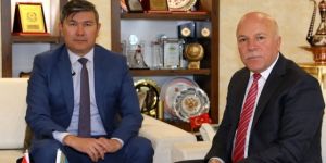 Kazakistan'ın Ankara Büyükelçisi Saparbekuly'den Başkan Sekmen'e Ziyaret
