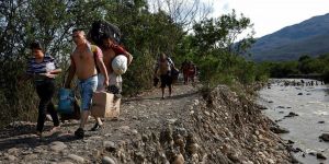 Ekonomik krizin etkisiyle 3 milyon kişi ülkeyi terk etti
