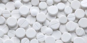İleri yaşlarda aspirin kullanımına dikkat