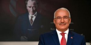 Burhanettin Kocamaz MHP'den istifa etti