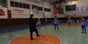 Başlama vuruşunu Vali Okay Memiş yaptı