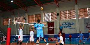 Palandöken Belediyespor ilk yarıyı lider tamamladı