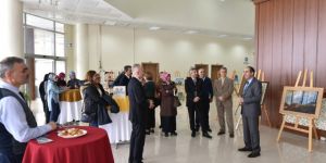 Etü'de Karma Resim Sergisi