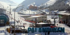 Karnesini alan Palandöken’e koştu