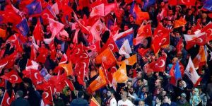 AK Partili belediye başkan adayı adaylıktan çekildi
