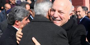 Başkan Sekmen: “Erzurum’a hizmet boynumuza borçtur”