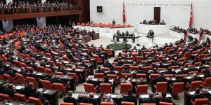 Ekonomide düzenlemeler içeren teklif yasalaştı