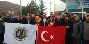 Avrupa şampiyonu çiçeklerle karşılandı