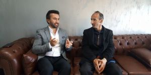Sosyal medyada fenomen olan simitçi ile iş adamı ilk kez buluştu