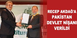 Recep Akdağ'a Pakistan Devlet Nişanı Verildi
