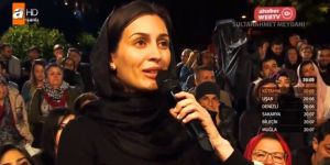 Nihat Hatipoğlu'na katılan Hollandalı kadın Müslüman oldu!