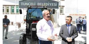 'Komünist Başkan'a sürpriz hediye!