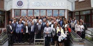 3 yılda 55 senato toplantısı, 428 senato kararı
