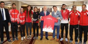 Atletizm Milli Takımı’ndan Başkan Sekmen’e ziyaret