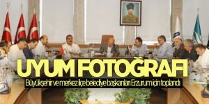 Erzurum'da başkanların Uyum Fotoğrafı!
