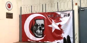 Türk Büyükelçiliği’ne provokatif saldırı