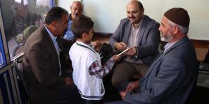 Başkan Orhan vatandaşları dinledi