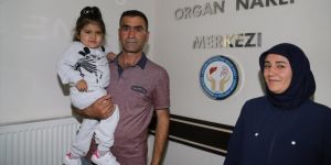 Küçük Miray kuzeninin ciğeri ile hayata tutundu
