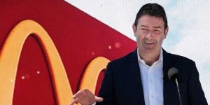 McDonald's CEO'su Steve Easterbrook kovuldu