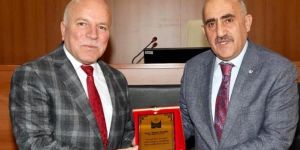 Tanfer, ikinci kez Erzurum Kent Konseyi Başkanı seçildi