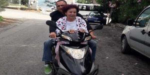Fatma Girik Bodrum sokaklarında motosiklet turu attı